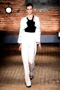 Yigal Azrouel, Spring/Summer 2012. New York Fashion Week Spring/Summer 2012. [Photo by Joe Kohen/Getty Images]