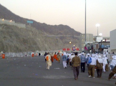 Mina Ditinggalkan Sebagian Jamaah Haji