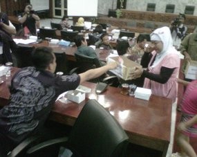 Pasien Gagal Ginjal Galang Dana di Sidang DPRD Semarang