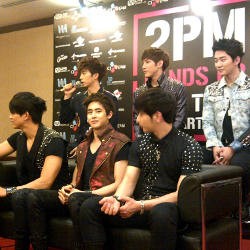 2PM Terkesan dengan Fans Indonesia