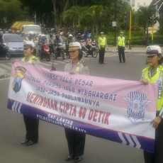 Perang Klakson Terjadi Saat Mengheningkan Cipta di Jalan