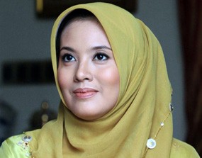 Berperan Jadi TKW, Elma Theana Belajar di Arab Saudi