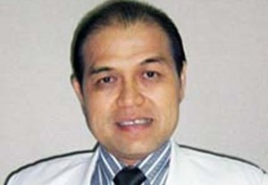 Dr Samuel Oetoro, Dipaksa Jadi Dokter Karena Penyakit Ayah