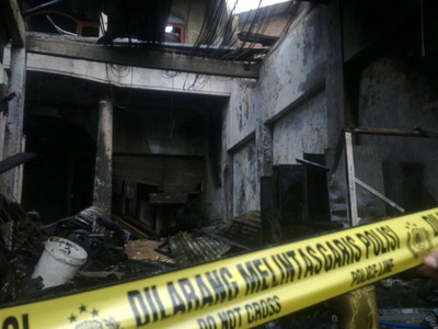 Depo Air Minum Terbakar 1 Orang Tewas