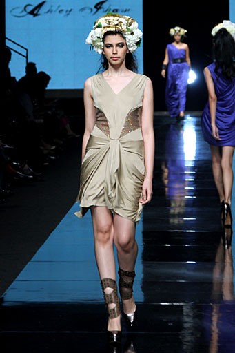 Ashley Isham. Jakarta Fashion Week 2012 at Pacific Place ground floor. Jakarta. [Foto: Mohammad Abduh/Wolipop]