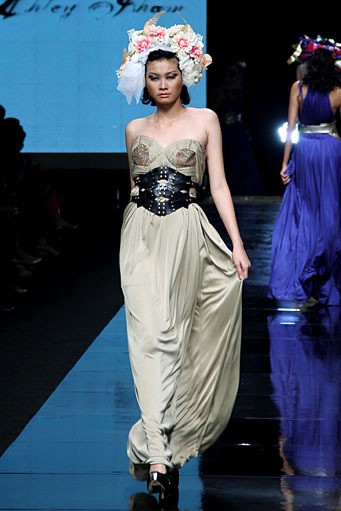 Ashley Isham. Jakarta Fashion Week 2012 at Pacific Place ground floor. Jakarta. [Foto: Mohammad Abduh/Wolipop]