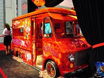 Ketika Seniman Tato Merajah Truk Es Krim