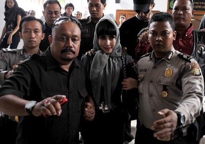 Malinda Dee Semakin Dikawal Ketat