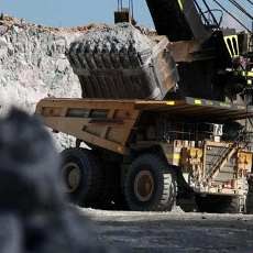 Ratusan Karyawan Newmont Mogok, Kembali Tuntut Upah Lembur