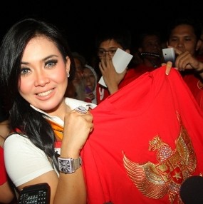 Syahrini Yakin Indonesia Menang 3-1 Lawan Malaysia