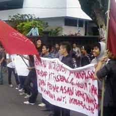 Mahasiswa Malang Kritisi Pelaksanaan KTT ASEAN