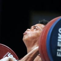 Lifter Eko Yuli Pecahkan Rekor SEA Games