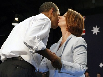Obama Cium PM Australia