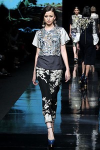 Biyan Wanaatmadja Alliance Beauty. Jakarta Fashion Week 2012. Pacific Place Ground Floor. Jakarta. [Foto: Mohammad Abduh/Wolipop]