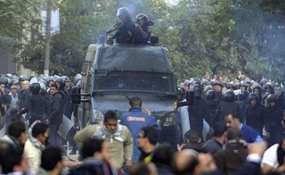 Bentrok Demonstran vs Polisi di Mesir, 1 Tewas dan 676 Terluka