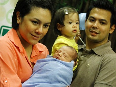 Wulan Guritno Lahirkan Anak Ketiga