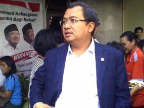 Apakah SBY Mau Melepas Pramono Edhie untuk Ical?