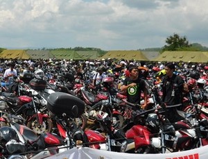 Komunitas Yamaha V-ixion Pecahkan Rekor MURI