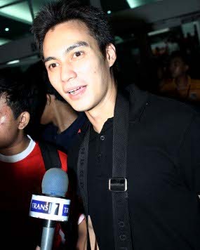 Demi Nonton Garuda Muda Baim Wong Rela Tak Syuting