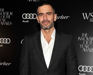 Busana Dicuri, Marc Jacobs Tawarkan Hadiah