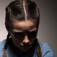 Anak Perempuan Lebih Marah Saat Disakiti Tapi Lebih Cepat Baikan