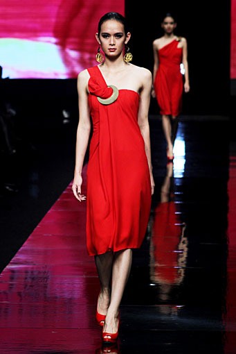 Liliana Lim Colors Can Paint the World Withemotions That Make Life Beauty. Jakarta Fashion Week 2012 at Pacific Place Ground Floor. Jakarta. [Foto: Mohammad Abduh/Wolipop]