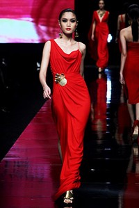 Liliana Lim Colors Can Paint the World Withemotions That Make Life Beauty. Jakarta Fashion Week 2012 at Pacific Place Ground Floor. Jakarta. [Foto: Mohammad Abduh/Wolipop]