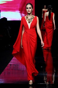 Liliana Lim Colors Can Paint the World Withemotions That Make Life Beauty. Jakarta Fashion Week 2012 at Pacific Place Ground Floor. Jakarta. [Foto: Mohammad Abduh/Wolipop]