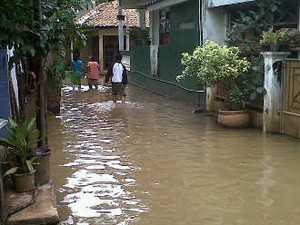 Korban Banjir di Jakarta Dijamin Gratis Berobat