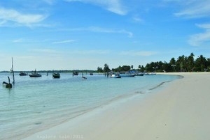 Liburan Pantai Seru Ala Negeri Laskar Pelangi