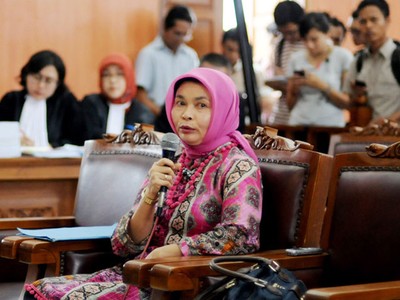 Janda Irzen Octa Bersaksi