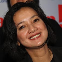 Syuting Arisan 2, Kulit Cut Mini Jadi Gelap