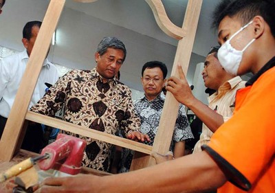 Mendikbud Tinjau LKS SMK 2011