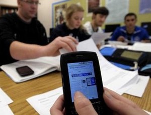 Tren Mobil Digeser Smartphone