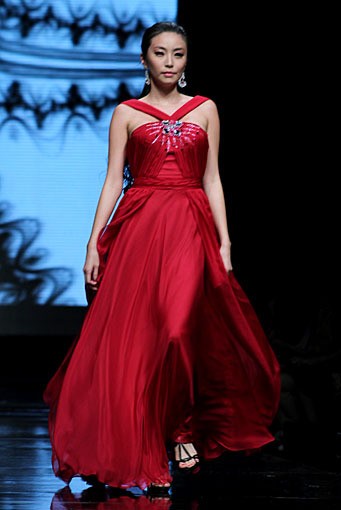 Rossa. Jakarta Fashion Week 2012 at Pacific Place Ground Floor. Jakarta. [Foto: Mohammad Abduh/Wolipop]
