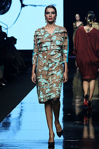 Oscar Lawalata The Culture Incarnation. Jakarta Fashion Week 2012 at Pacific Place Ground Floor. Jakarta. [Foto: Mohammad Abduh/Wolipop]