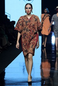 Oscar Lawalata The Culture Incarnation. Jakarta Fashion Week 2012 at Pacific Place Ground Floor. Jakarta. [Foto: Mohammad Abduh/Wolipop]