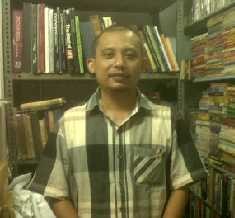 Doly Syamsudin, Mengumpulkan Rupiah dari Buku Tua