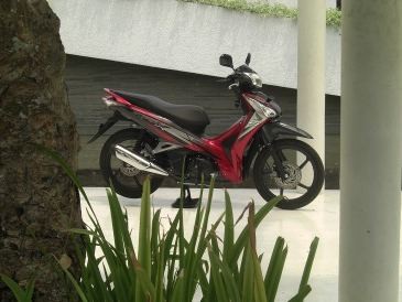 Supra X 125 Helm In PGM-FI Motor Masyarakat Menengah ke Bawah