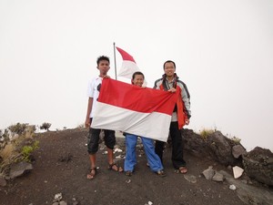 Tambora Memang Tidak Setinggi Rinjani, Tapi...