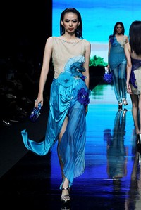 Oki Wong La Mer. Jakarta Fashion Week 2012 at Pacific Place Ground Floor. Jakarta. [Foto: Mohammad Abduh/Wolipop]