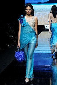 Oki Wong La Mer. Jakarta Fashion Week 2012 at Pacific Place Ground Floor. Jakarta. [Foto: Mohammad Abduh/Wolipop]
