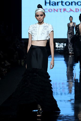 Hartono Gan Contradiction. Jakarta Fashion Week 2012 at Pacific Place Ground Floor. [Foto: Mohammad Abduh/Wolipop]