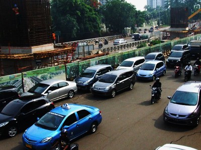 Pembangunan Flyover Macetkan Casablanca