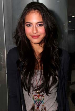 Tak Syuting Film, Pevita Pearce Bisnis Aksesori