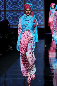 Jeny Tjahyawati Geo-Ethnic. Jakarta Fashion Week 2012 at Pacific Place Ground Floor. Jakarta. [Foto: Mohammad Abduh/Wolipop]