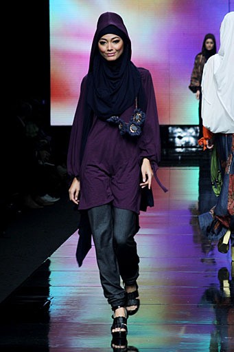 Najua Yanti Bellabaric. Jakarta Fashion Week 2012 at Pacific Place Ground Floor. Jakarta. [Foto: Mohammad Abduh/Wolipop]