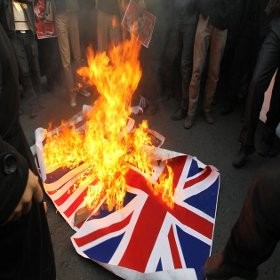 Kedubesnya di London Ditutup, Iran Kecam Inggris