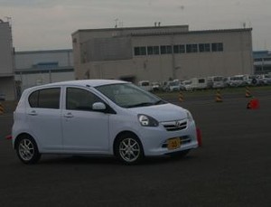 Menjajal Daihatsu Copen dan Mira e:S di Sirkuit Shiga