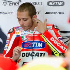 Rossi Tak Mau Cuma Jadi Pembalap Motor